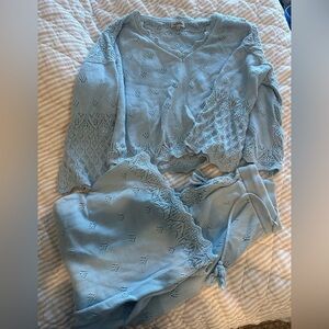 Arnhem clothing Blue Knit Sweater and Pants Set 🦋